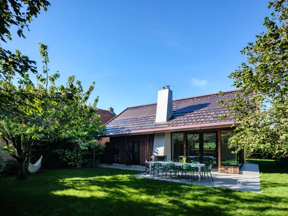 Simmerhûs met tuin en terras